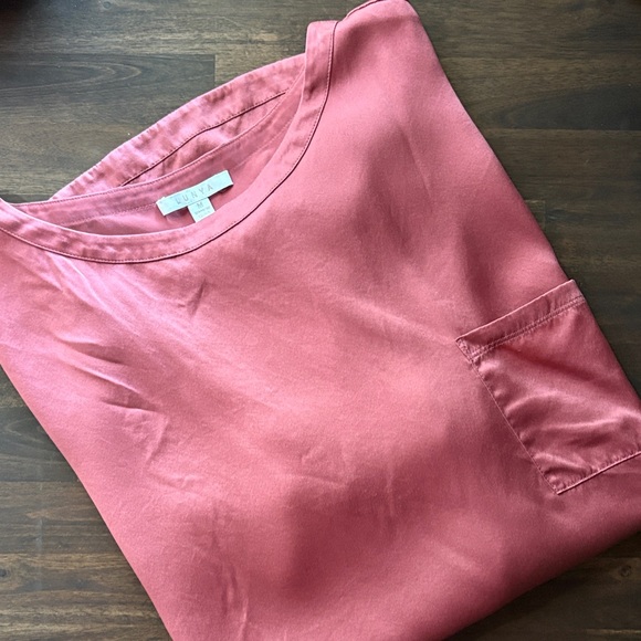 Lunya Washable Silk Tee - Picture 2 of 10